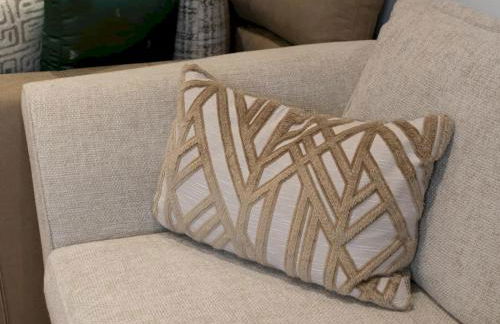 Gorgeous 4 BR House Near Station mins to London - Pass the Keys - Foto 8