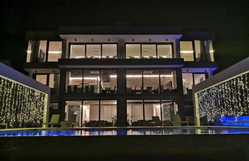 Sky Beach Aparthotel - Photo 78