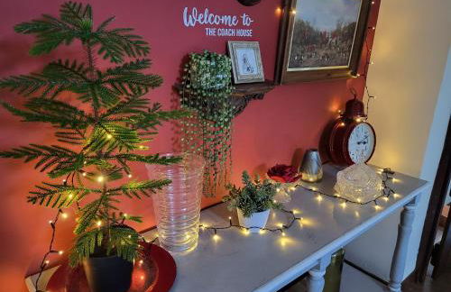 The Coach House - Photo 12