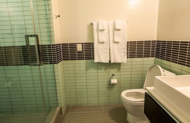 TENTEN Wilshire - Official - Photo 18