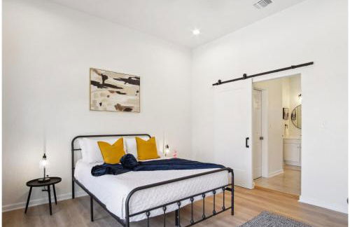 Sleek 4BR3BA Urban Living w Downtown Views - Foto 22