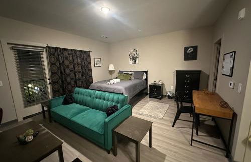 Harbor Hollow-Studio 2 mins to Renasant - Foto 2