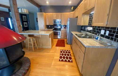 Suite A 2 BR w/ Bridge St. view - Foto 36