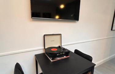 Vibrant Bungalow 2 Bedroom Flat with secure private parking - Foto 14