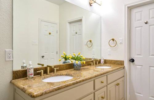 Cozy Lakehouse + Boat Access - Foto 16