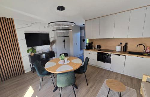 Domek na Kaszubach nad jeziorem Kamień - Prywatne Jacuzzi i Rowerek Wodny - Foto 2