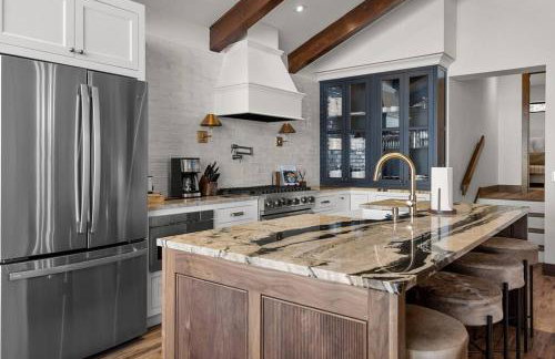 Modern Mountain Lake House - Foto 7