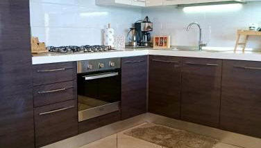 Lake Como PORTO VECCHIO - Charming Lakefront Apartment in the Heart of Domaso - Foto 4, stove, dishwasher