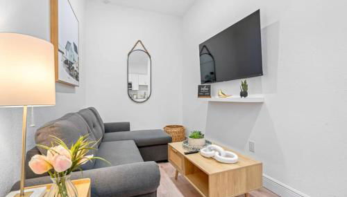 Midtown Retreat - Right Unit - Foto 2