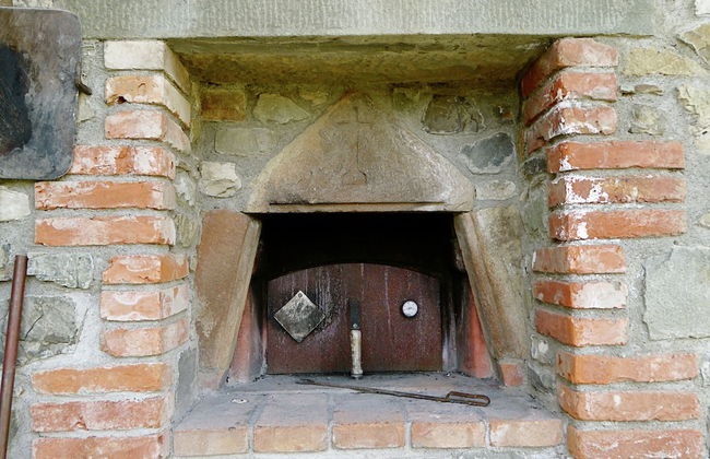 Tranquil Villa in San Romano di Garfagnana with Hot Tub - Foto 35