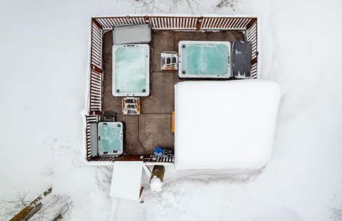 Basecamp Stays: Upscale Getaway Shuttle Hot Tubs - Foto 41