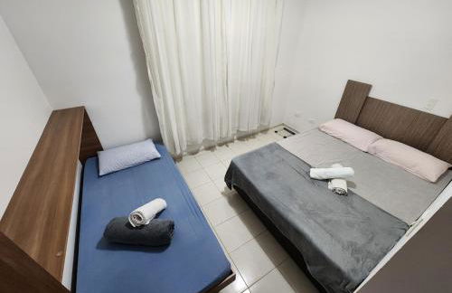 Apartamento em região central e perto da rodovia - Foto 18