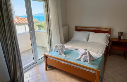 Garden Beach House - Photo 44