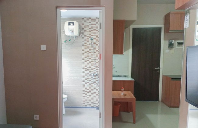 Comfort And Minimalist 1Br At Student Castle Yogyakarta Apartment - Foto 10