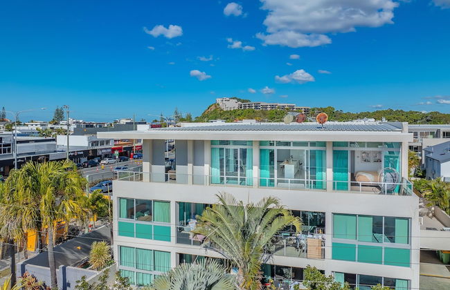 Mermaid Beach Luxury Penthouse - Photo 50