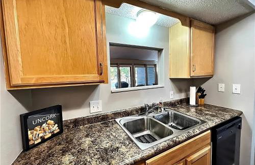 No Putts Given. Cozy home on Par 4, free Golf Cart and Pool access - Photo 17