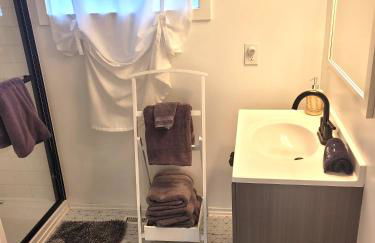 Restoration - Hot Tub, AC, and Great Location! - Foto 42