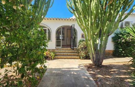 Villa with pool and barbecue on the Costa Blanca - Photo 21