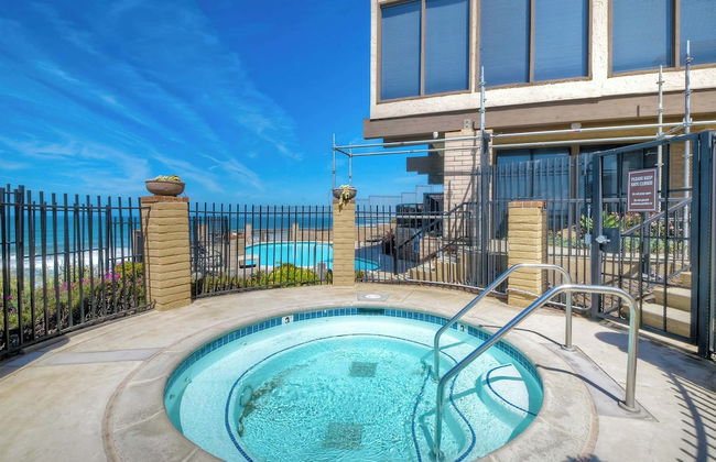 Solana Sunset Stunning Beachside Retreat for 4! - Photo 17