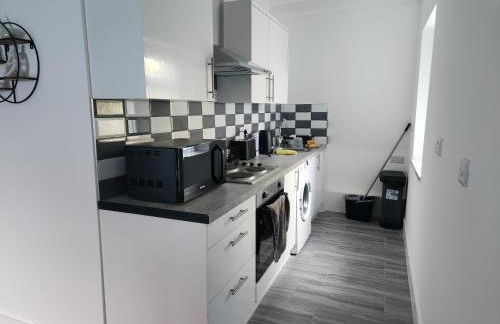 Derby City Centre Apartment With Roof Top Hot Tub - Foto 49