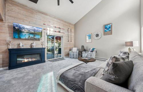 3BR Ski Resort Townhome-Sleeps 7 - Foto 20