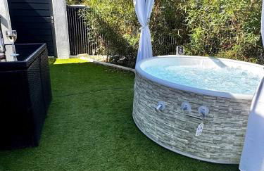 Le Monde Éphémère d Emilie Logement indépendant 2étoiles avec jacuzzi - Foto 2
