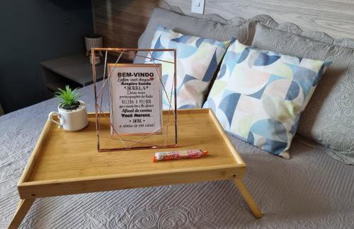 Flat luxo, mobiliado c/ ar, wi-fi, pisc. e academia - Foto 4