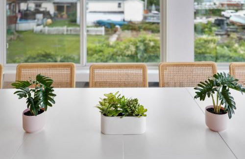 Piermont Waterfront Villa with Hot Tub - Photo 11