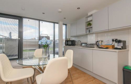 Luxury Penthouse with Private Hot Tub Overlooking Leeds City Centre - Foto 61
