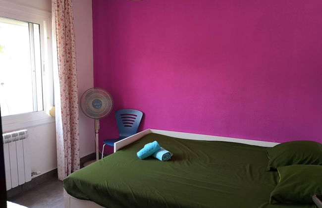 Villa con gran piscina en zona residencial - Photo 5