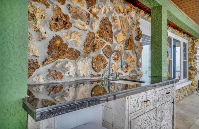 Stones Throw Beachfront Premier Suite 4 Views - Foto 35