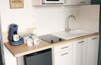 Studios du Parc apparts Hôtel - Futuroscope - Foto 16