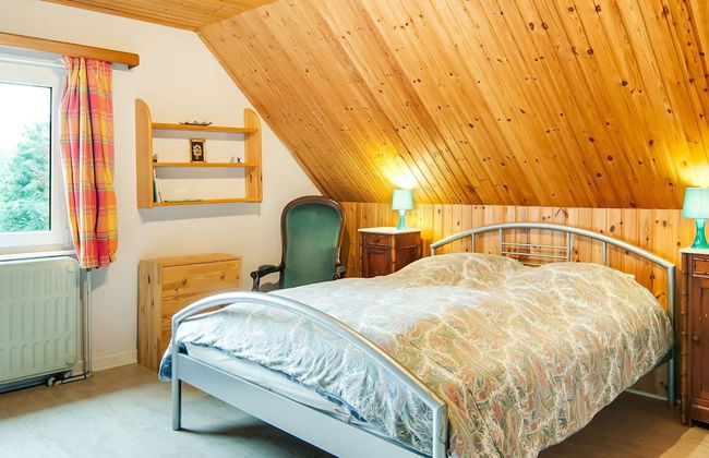 Tranquil Holiday Home With Private Garden - Photo 5