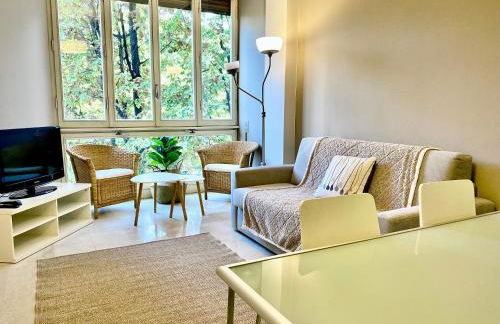 Anna Home Gallarate train station to Milan Malpensa self-check-in - Photo 1