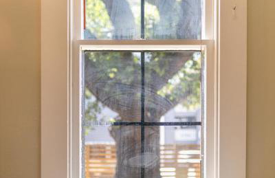 Historic Victorian Gem in UT Downtown Free Parking - Foto 25