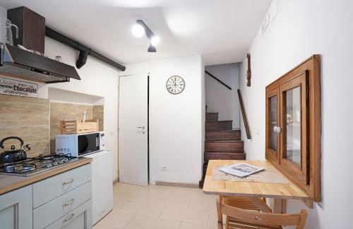 Hemingway's Shelter - Photo 5