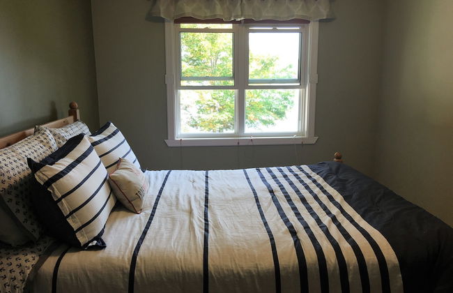 TO Stays - Waterfront Lake House Retreat - Photo 5