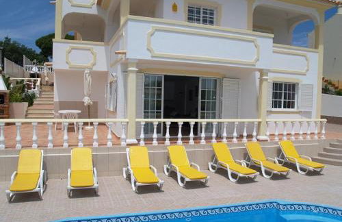 Sunny poolview Apartment - Foto 1