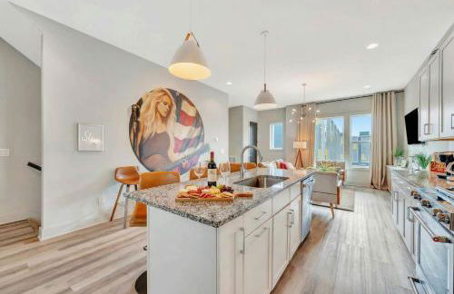 Rooftop Deck Grill Ping Pong Near Downtown Nashville - Foto 18