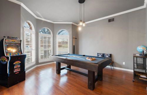 Heated Pool PoolTable HotTub Sleeps 16 Renovated - Foto 3
