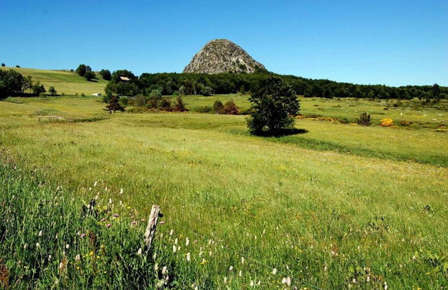 Sunlit Villa in Banne - Photo 35