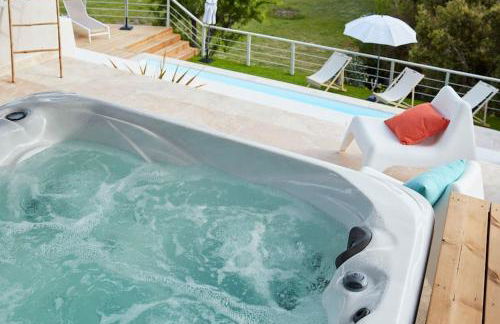 VillaSerenita Piscine chauffée, Jacuzzi, Pétanque - Foto 48