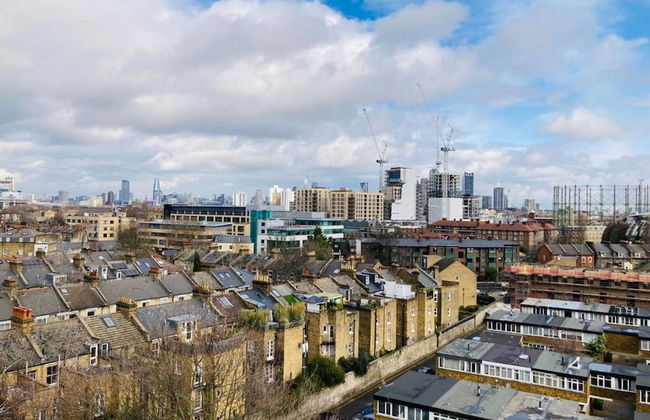 A Skyhigh Stay for 2 in Vauxhall London - Foto 14