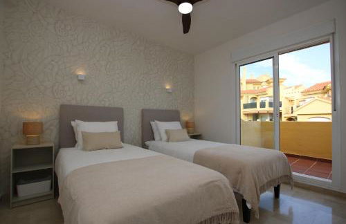 Luxe Appartement in Mijas met Zeezicht & Zwembad - Photo 23