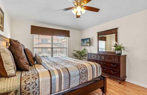 Sunkist Getaway - Photo 21