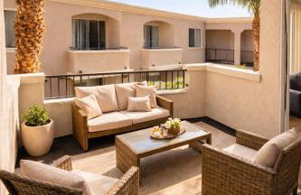 Peaceful 1BR & 2BR MDR Retreat Close to Venice Beach with Pool & Gym - Foto 14