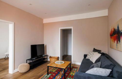 zentrale Ferienwohnung neu renoviert - Foto 16