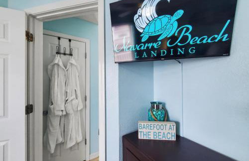 Navarre Beach Landing - Beach Gear Included - Walk to Beach - Sunset Views - Foto 18