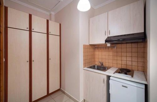 Irini Seaside Studios - Photo 8