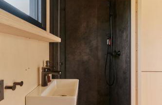 Raus Tiny House am See mit Sauna und Whirlpool - Foto 12